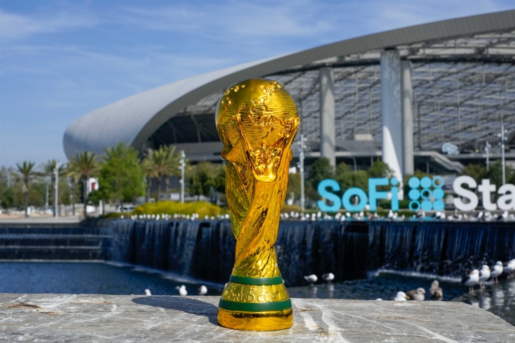 FIFA出94条行为准则:球迷脏话辱骂可被驱逐 FIFA出94条行为准则:球迷脏话辱骂可被驱逐