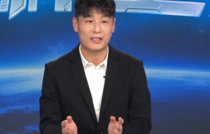 武磊回忆交手梅西:比电视里更强 如今享受快乐足球 武磊回忆交手梅西:比电视里更强 如今享受快乐足球