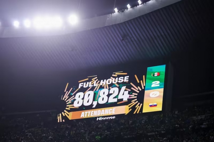 80824人见证！墨西哥2-0厄瓜多尔锁定16强